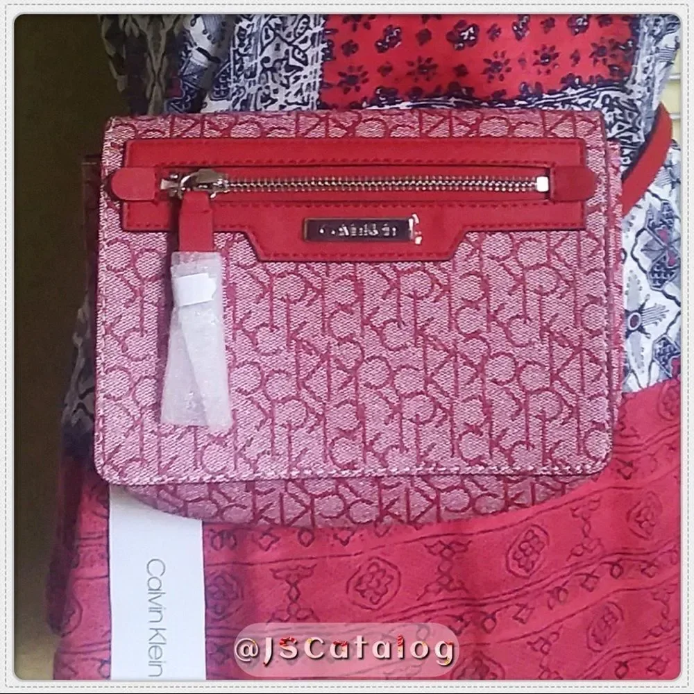 Calvin Klein Convertible Bag in Red